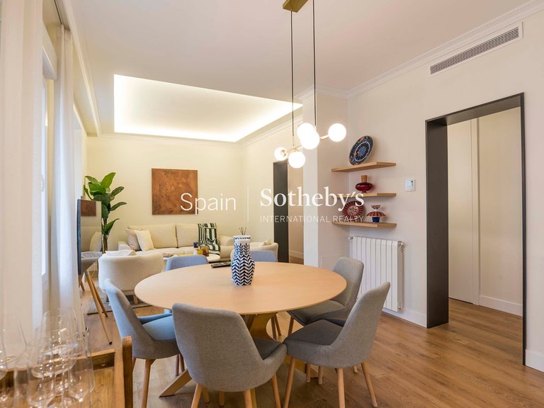 Apartment for Sale in Madrid, Madrid 12