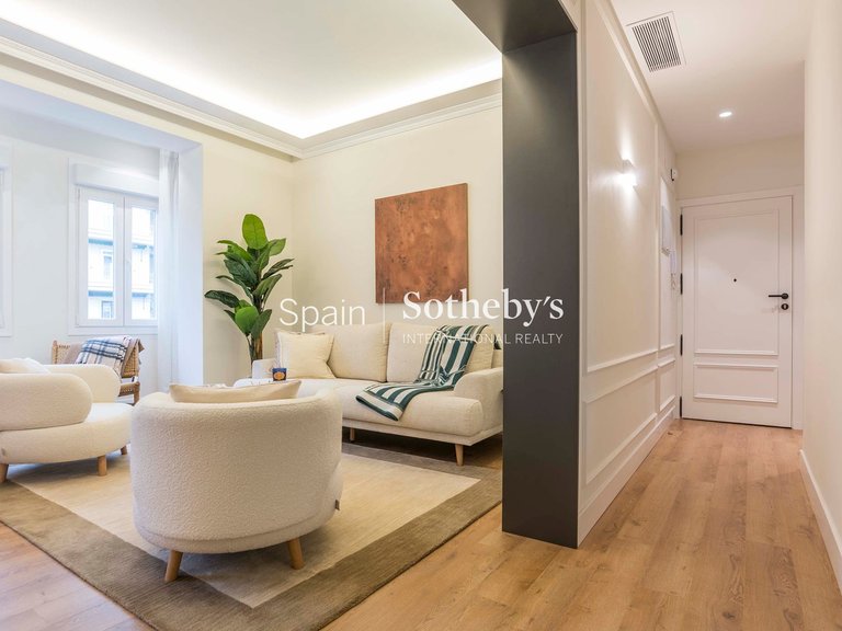 Apartment for Sale in Madrid, Madrid 8