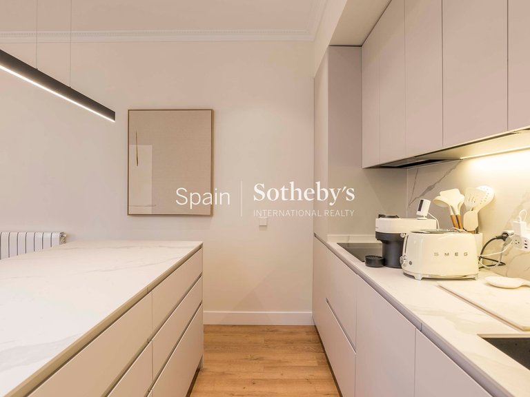 Apartment for Sale in Madrid, Madrid 20