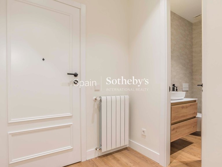 Apartment for Sale in Madrid, Madrid 42