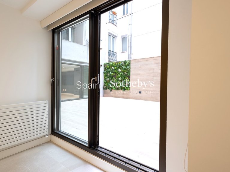 Apartment for Rent in Madrid, Madrid 24