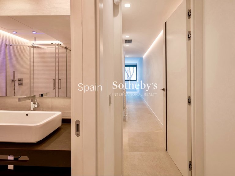 Apartment for Rent in Madrid, Madrid 22