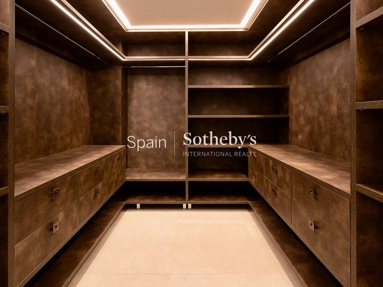 Apartment for Rent in Madrid, Madrid 17