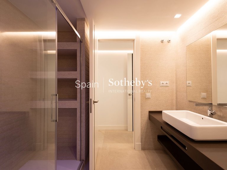 Apartment for Rent in Madrid, Madrid 33
