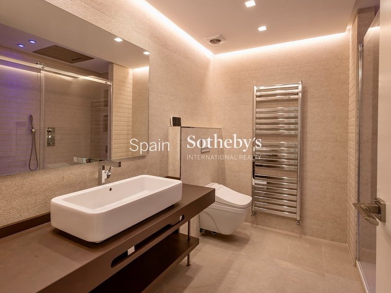 Apartment for Rent in Madrid, Madrid 23