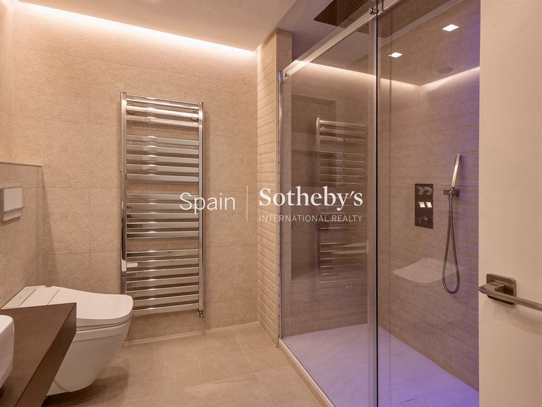 Apartment for Rent in Madrid, Madrid 28