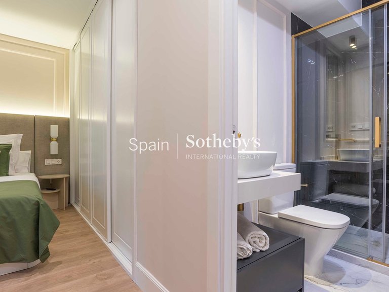 Apartment for Sale in Madrid, Madrid 27