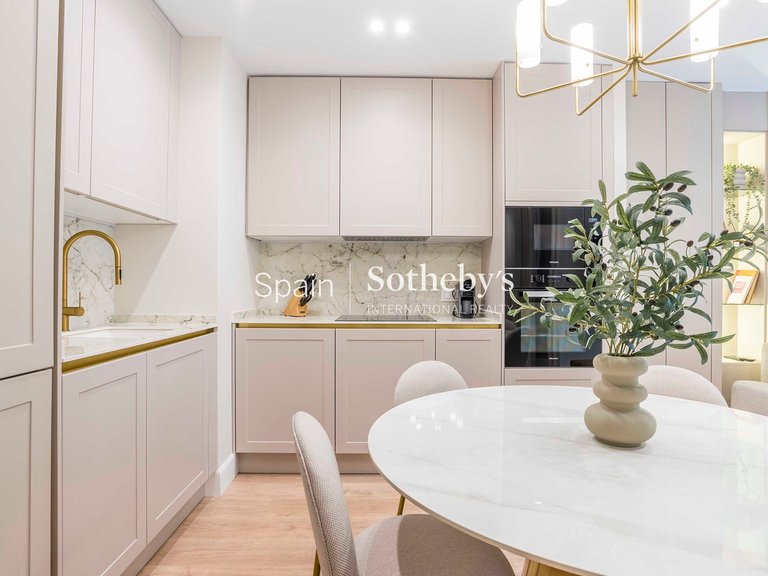 Apartment for Sale in Madrid, Madrid 10