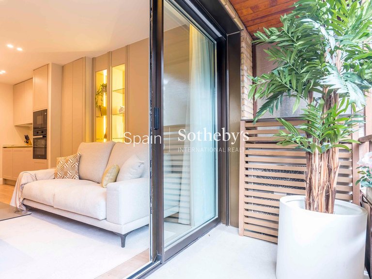 Apartment for Sale in Madrid, Madrid 11
