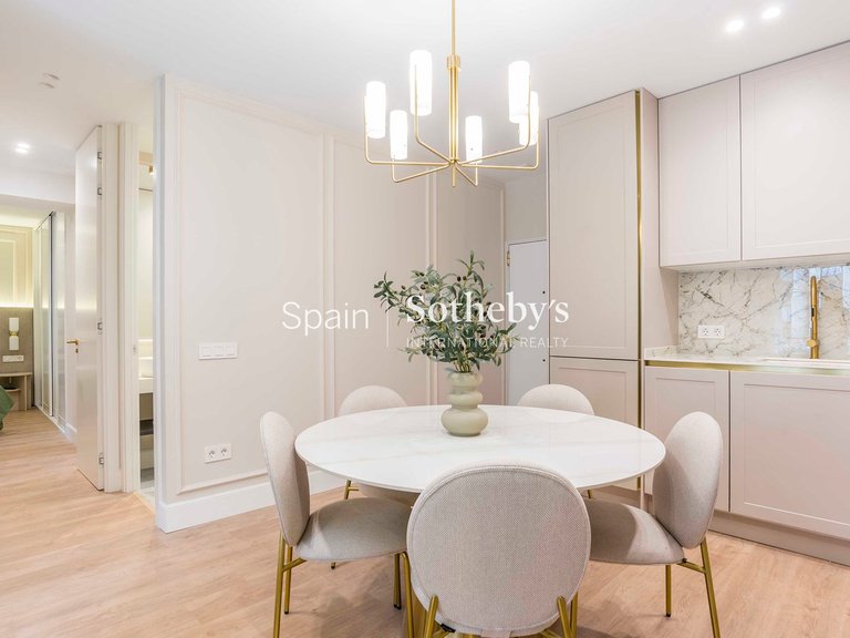 Apartment for Sale in Madrid, Madrid 3