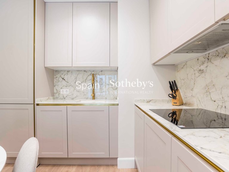 Apartment for Sale in Madrid, Madrid 17