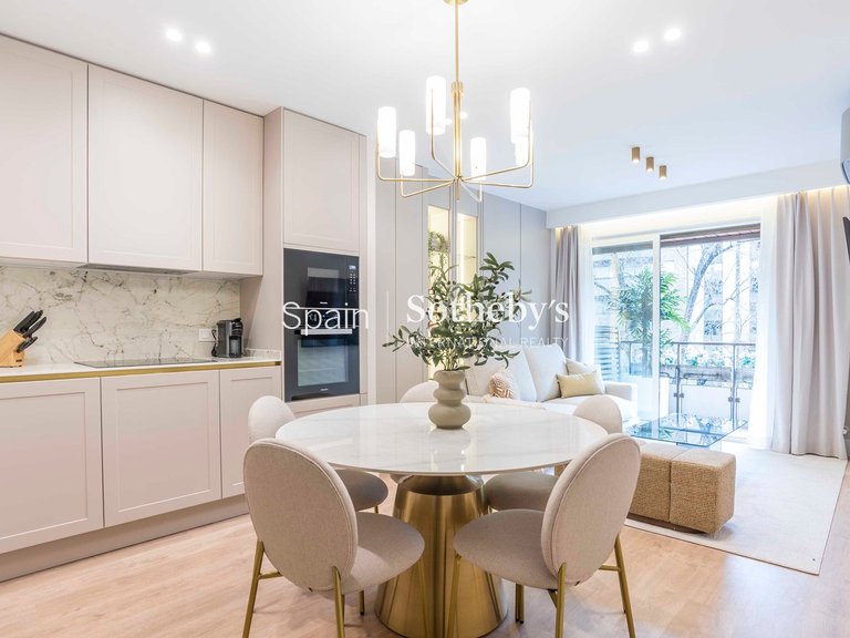 Apartment for Sale in Madrid, Madrid 9