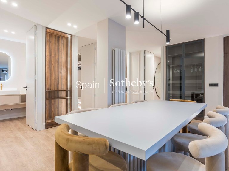 Apartment for Sale in Madrid, Madrid 12