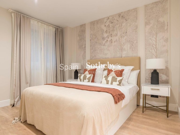 Apartment for Sale in Madrid, Madrid 21