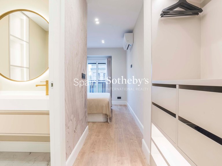 Apartment for Sale in Madrid, Madrid 28