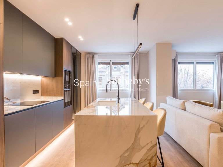 Apartment for Sale in Madrid, Madrid 14
