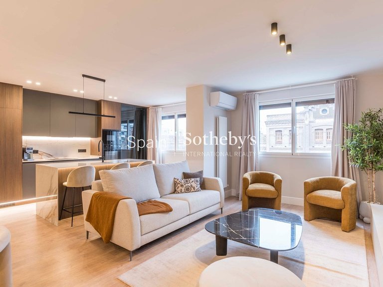 Apartment for Sale in Madrid, Madrid 2