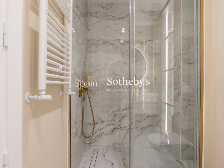 Apartment for Sale in Madrid, Madrid 37