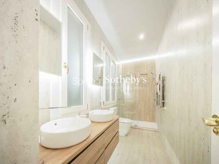 Apartment for Sale in Madrid, Madrid 33