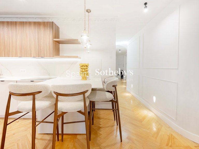 Apartment for Sale in Madrid, Madrid 11