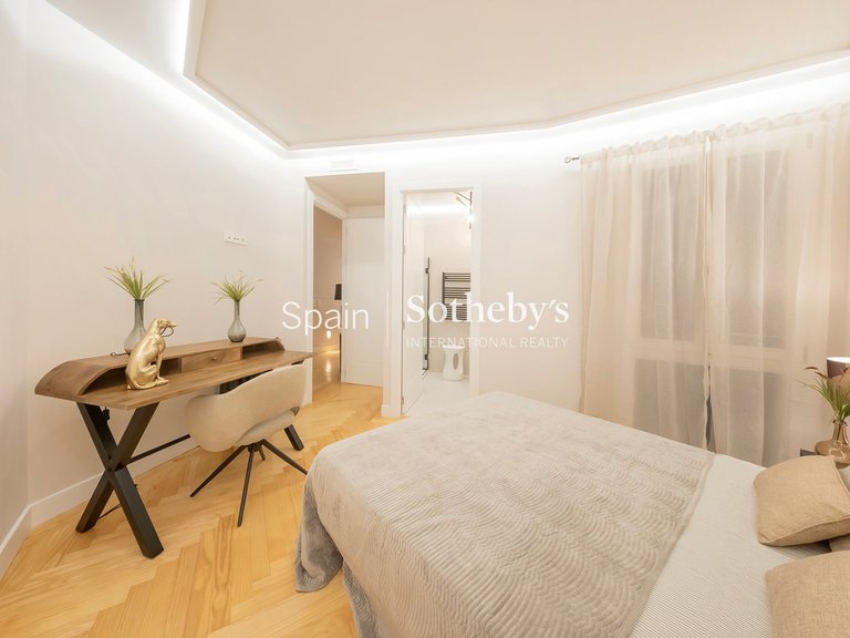 Apartment for Sale in Madrid, Madrid 42