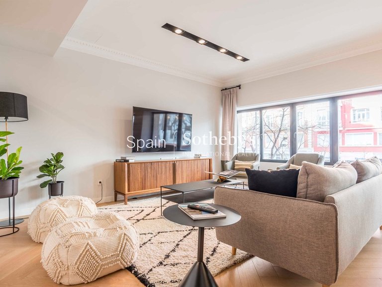 Apartment for Sale in Madrid, Madrid 6
