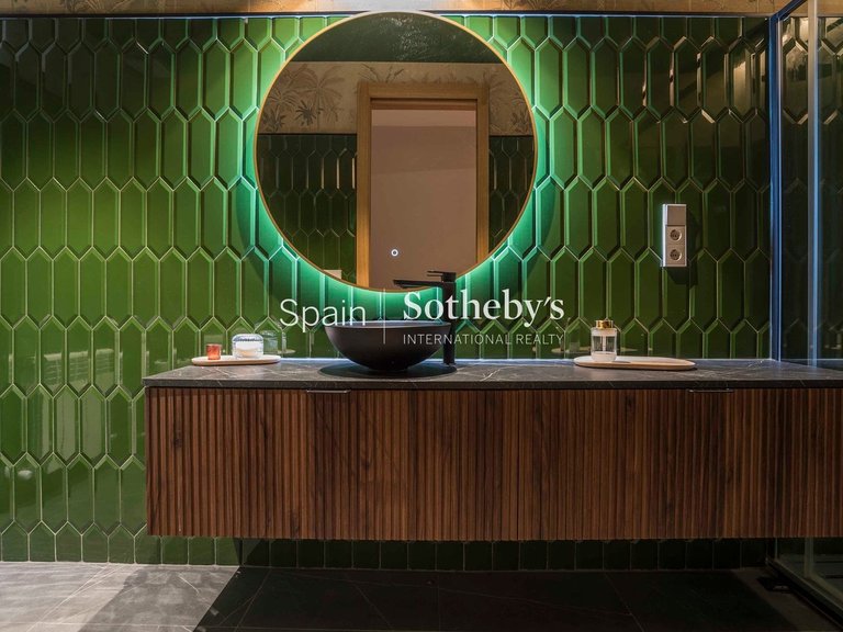 Apartment for Sale in Madrid, Madrid 35