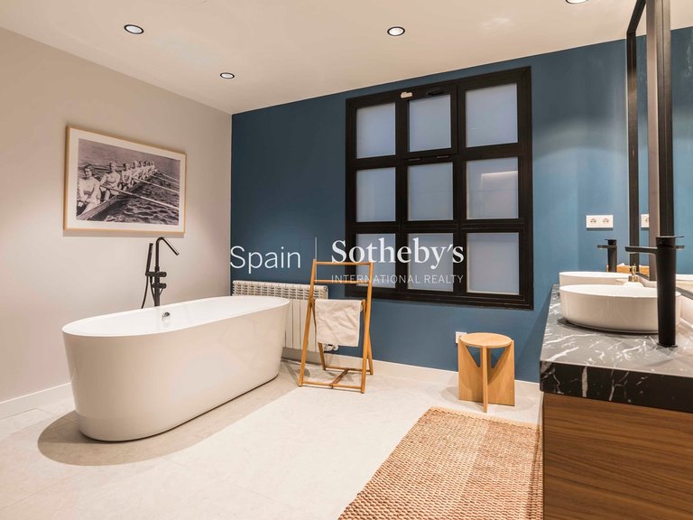 Apartment for Sale in Madrid, Madrid 24