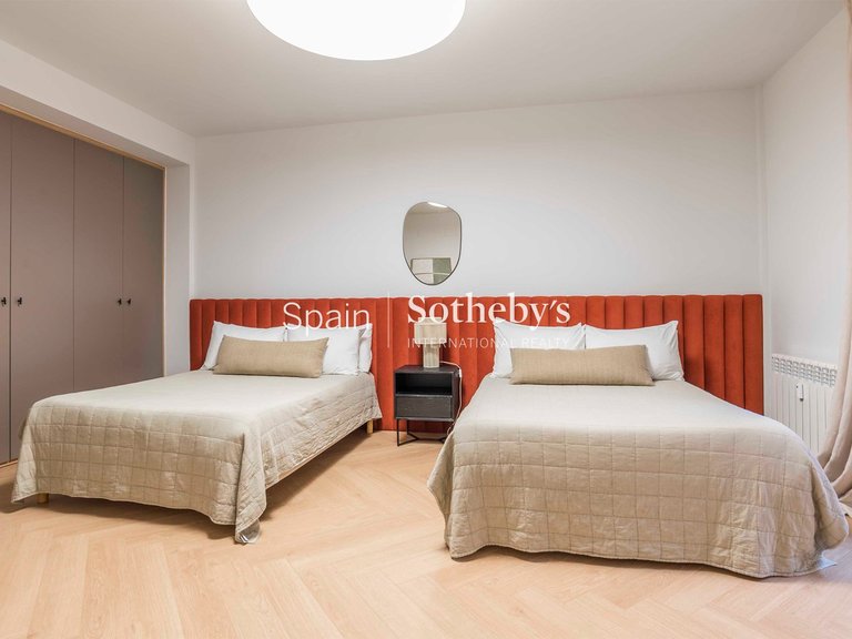 Apartment for Sale in Madrid, Madrid 32