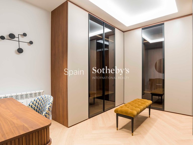 Apartment for Sale in Madrid, Madrid 27