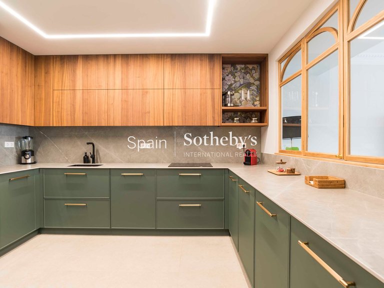 Apartment for Sale in Madrid, Madrid 12