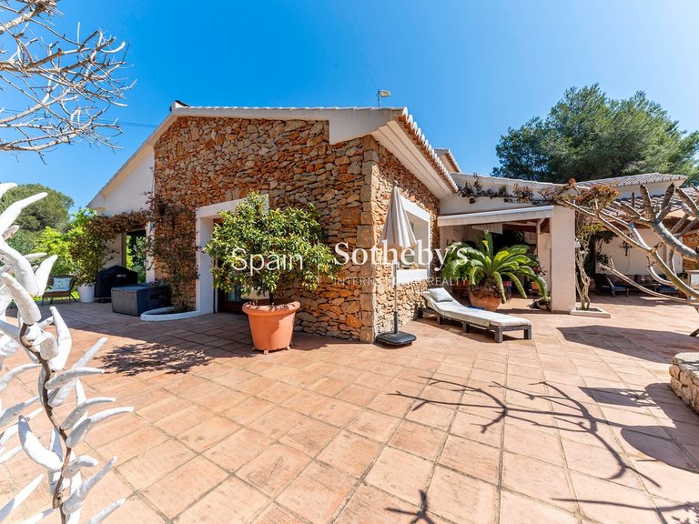 Villa for Sale in Jávea/xàbia, Alicante 2