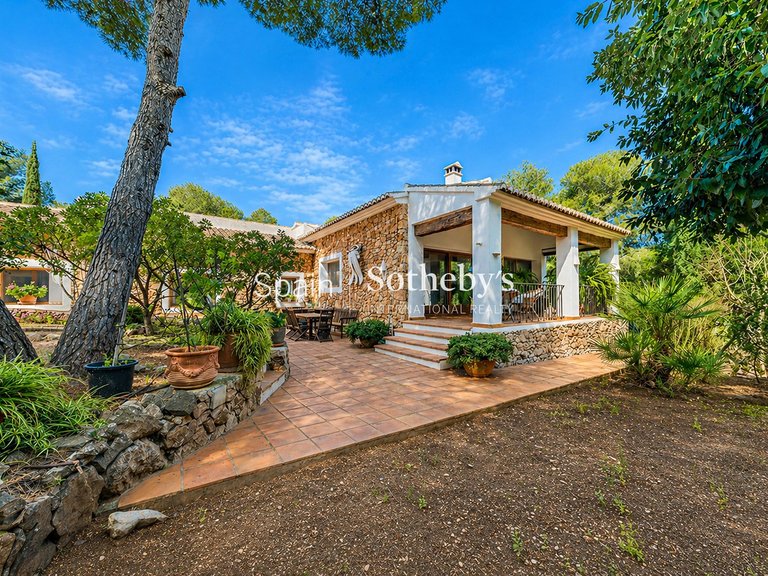 Villa for Sale in Jávea/xàbia, Alicante 1