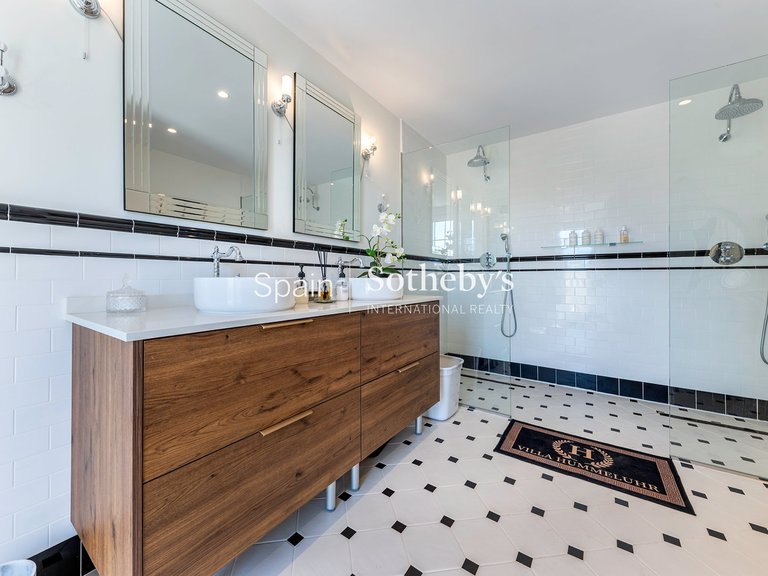 Villa for Sale in Orihuela, Alicante 27