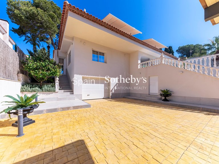 Villa for Sale in Orihuela, Alicante 30
