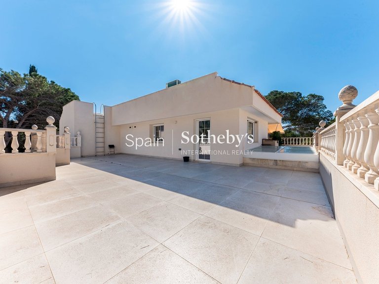 Villa for Sale in Orihuela, Alicante 32