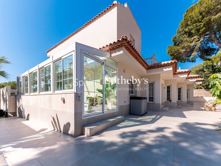 Villa for Sale in Orihuela, Alicante 8