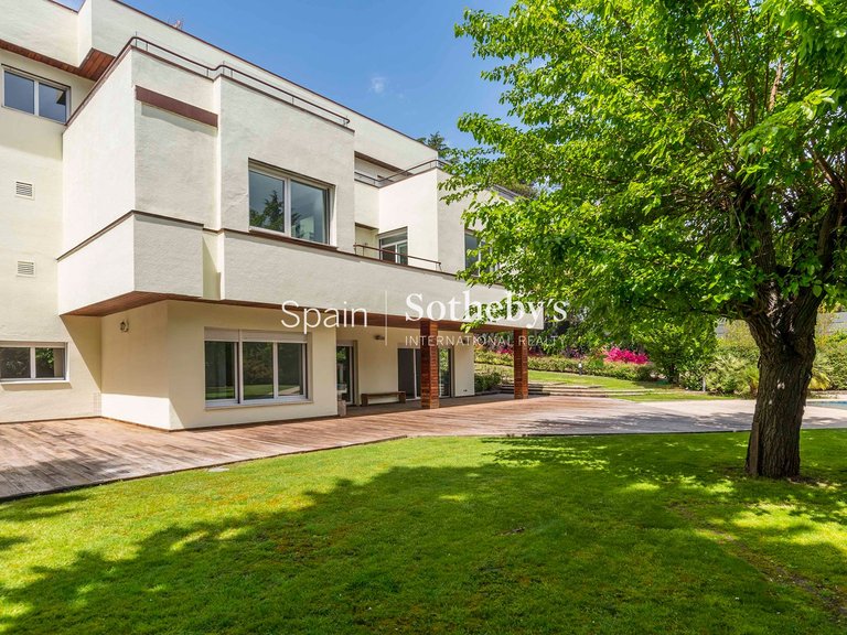 Villa for Rent in Madrid, Madrid 26