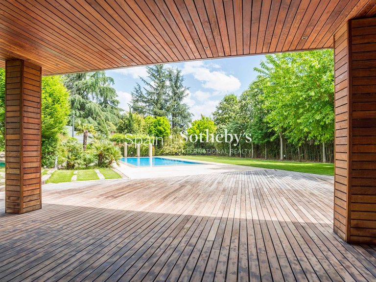 Villa for Rent in Madrid, Madrid 29
