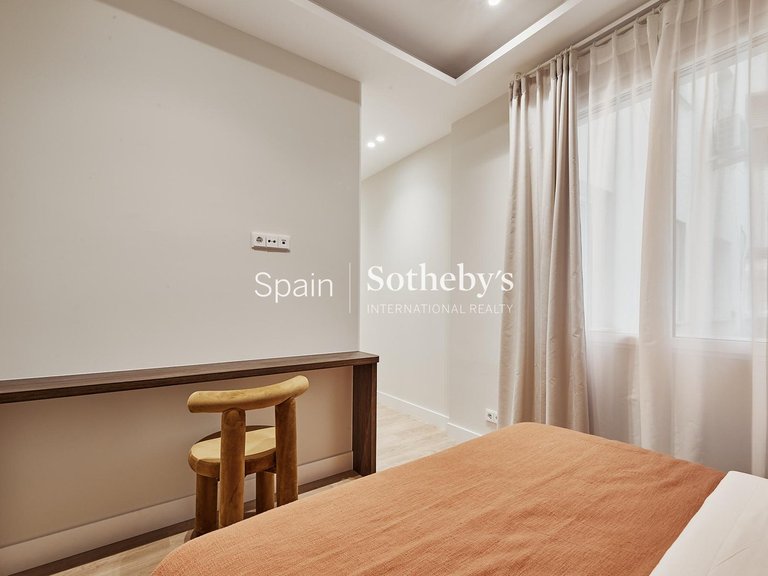 Apartment for Sale in Madrid, Madrid 11