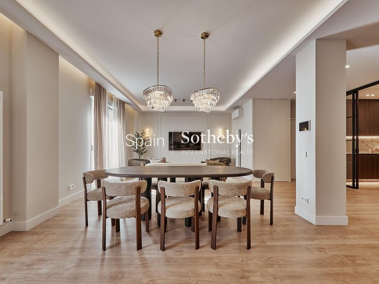 Apartment for Sale in Madrid, Madrid 5