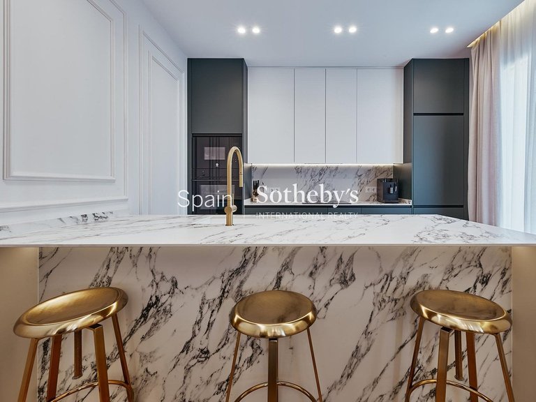 Apartment for Sale in Madrid, Madrid 8