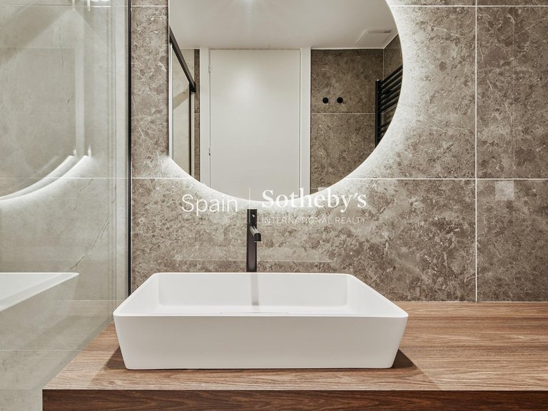 Apartment for Sale in Madrid, Madrid 25