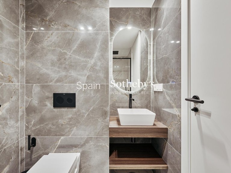 Apartment for Sale in Madrid, Madrid 19