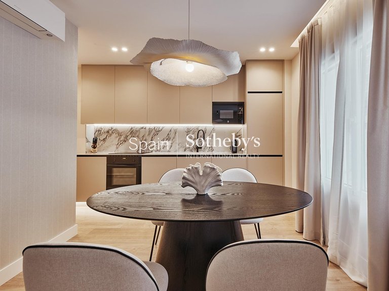 Apartment for Sale in Madrid, Madrid 14