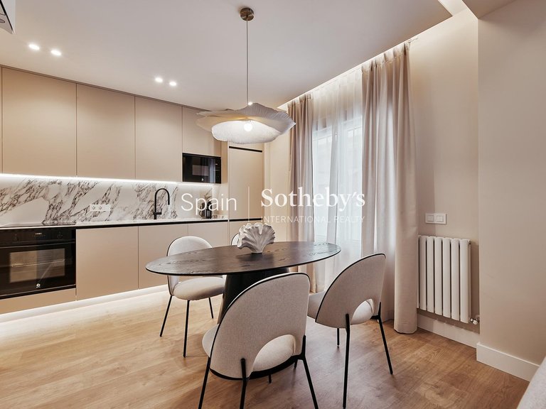 Apartment for Sale in Madrid, Madrid 9