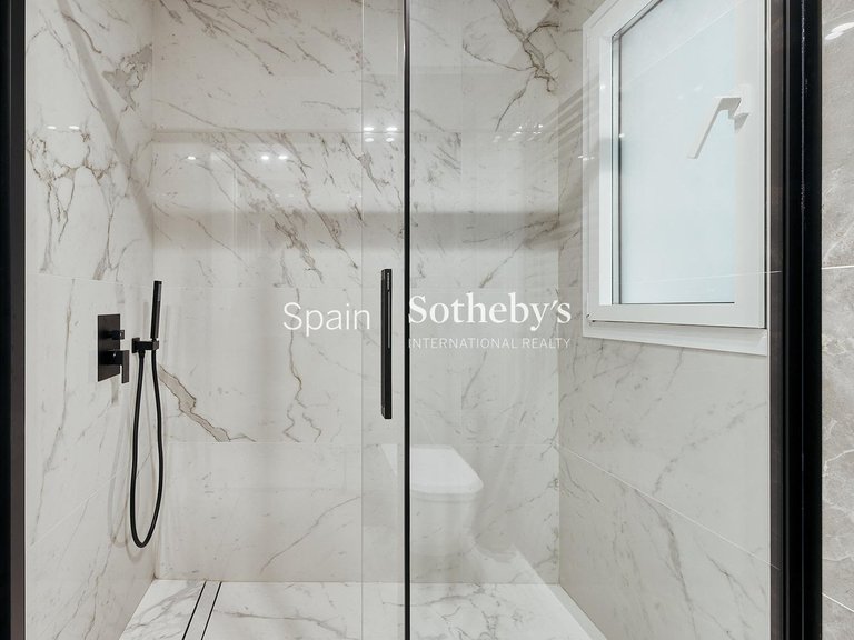 Apartment for Sale in Madrid, Madrid 21