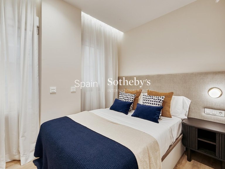 Apartment for Sale in Madrid, Madrid 16