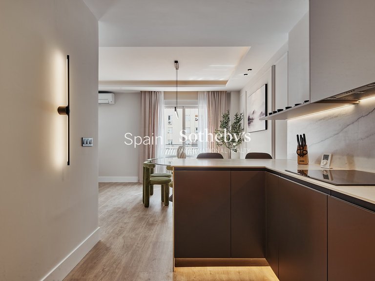 Apartment for Sale in Madrid, Madrid 12