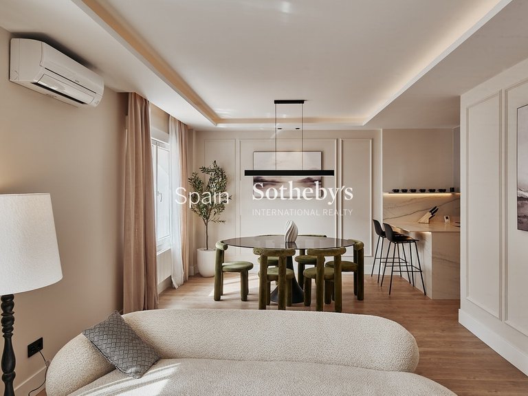 Apartment for Sale in Madrid, Madrid 6
